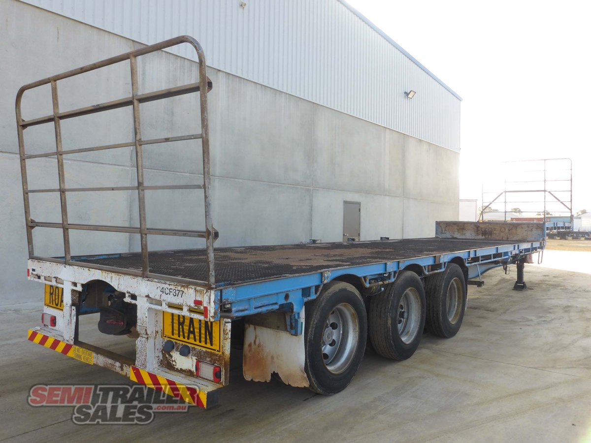 MAXITRANS DROP DECK TRAILER