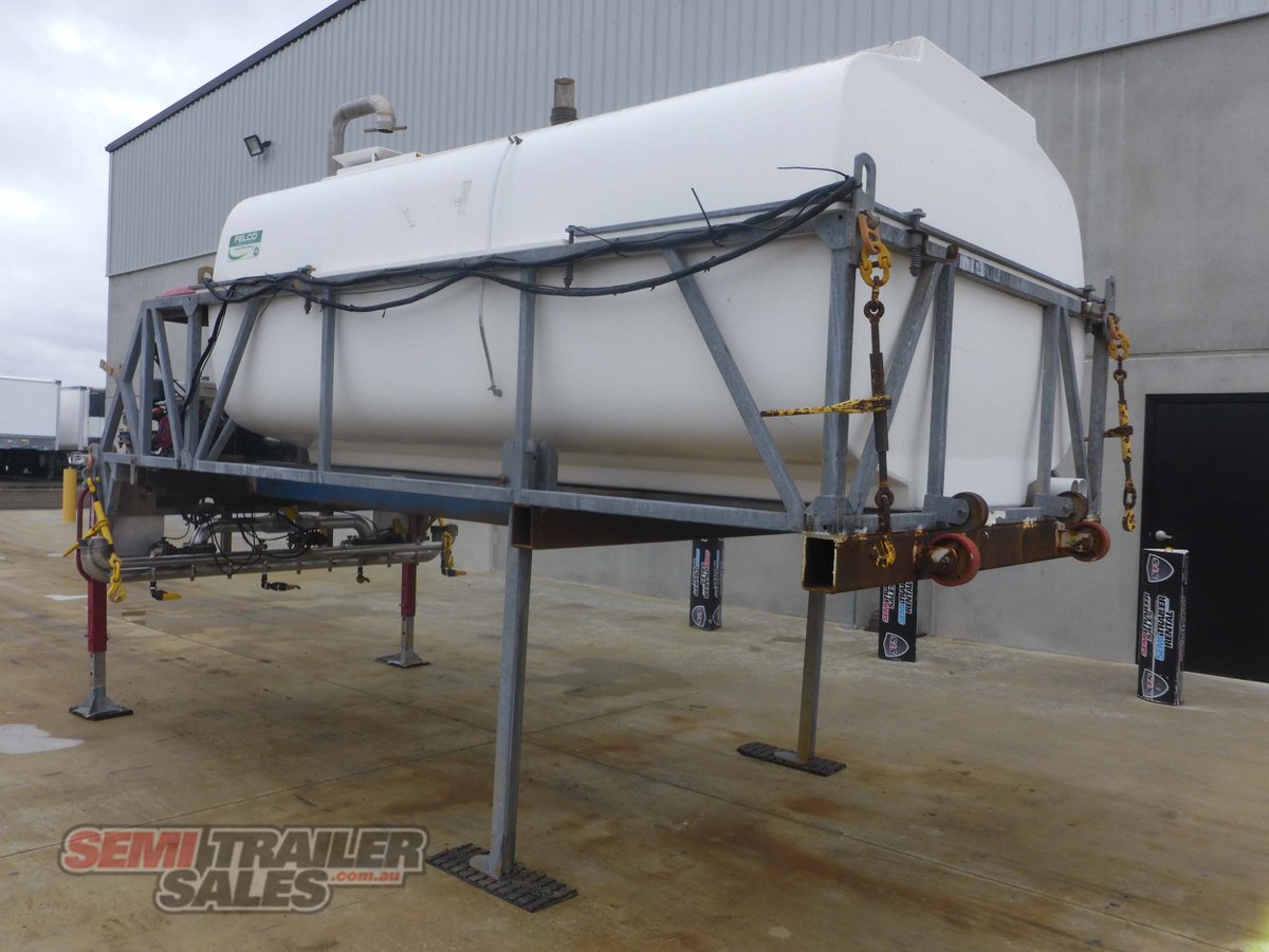 FELCO 8,400 LITRE SLIP IN TANK TRAILER