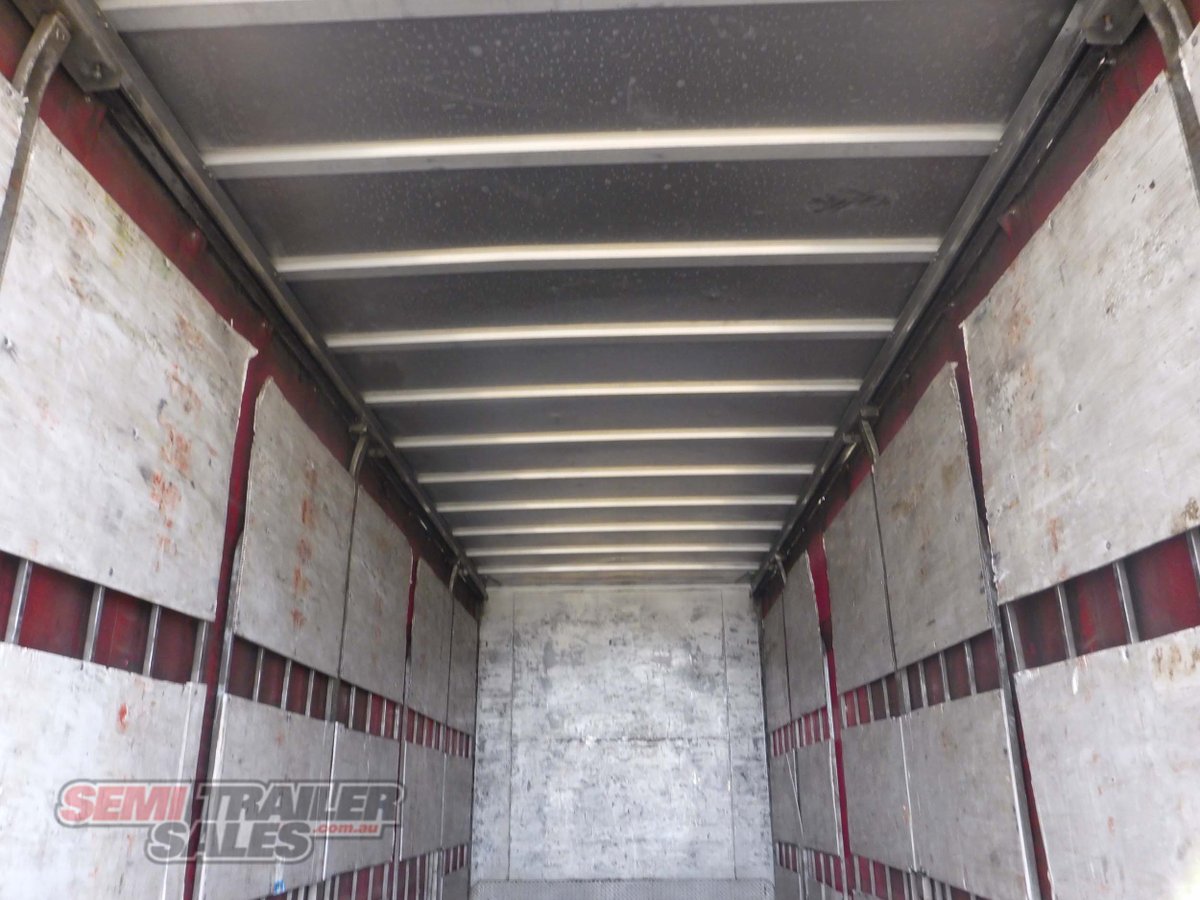 VAWDREY CURTAINSIDER TRAILER