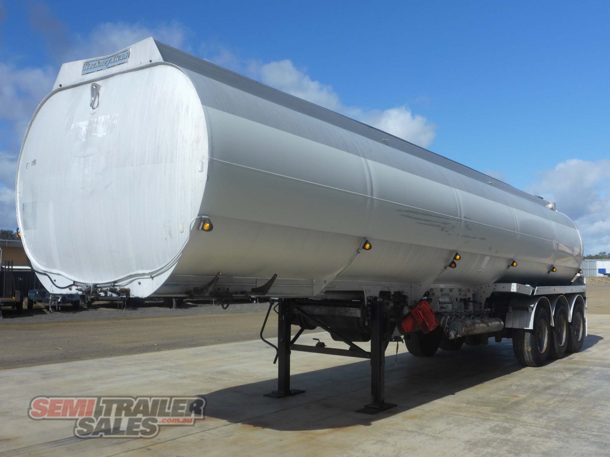 HOCKNEY TANKER TRAILER