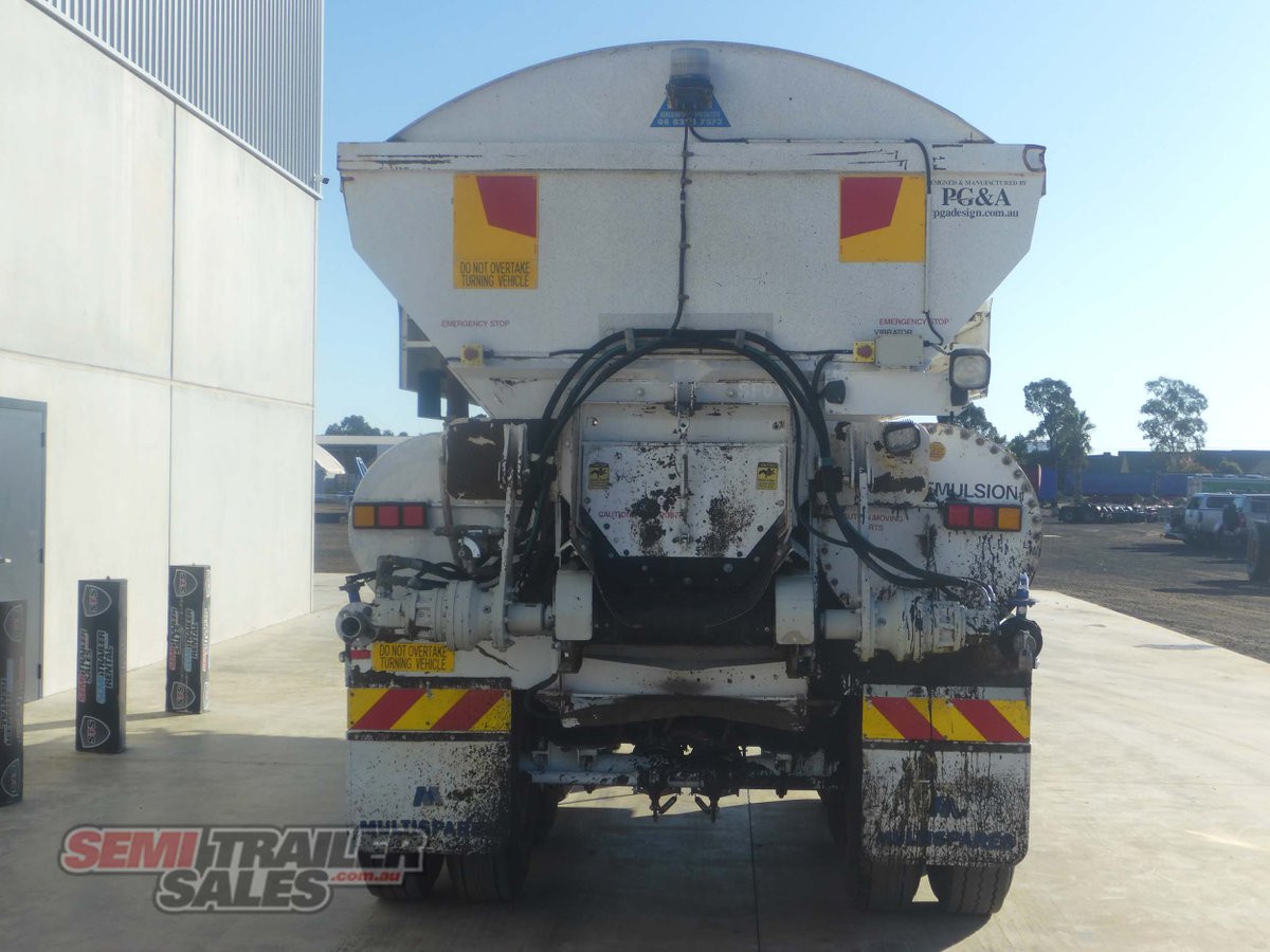 BOOMER WALKING FLOOR TRAILER