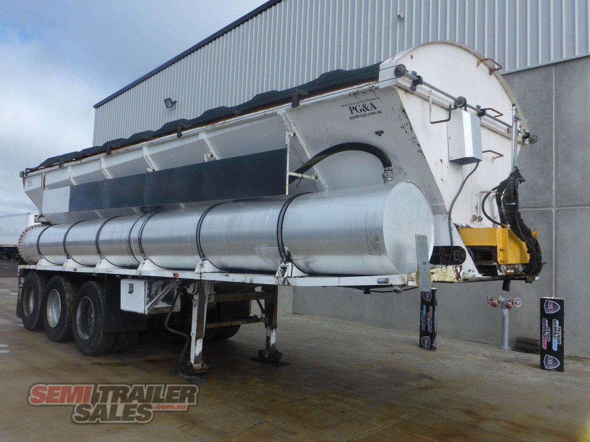 BOOMER WALKING FLOOR TRAILER
