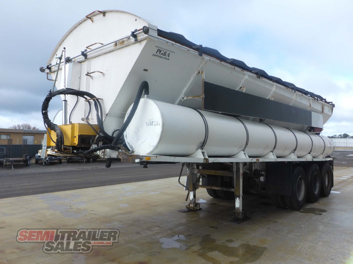 BOOMER WALKING FLOOR TRAILER