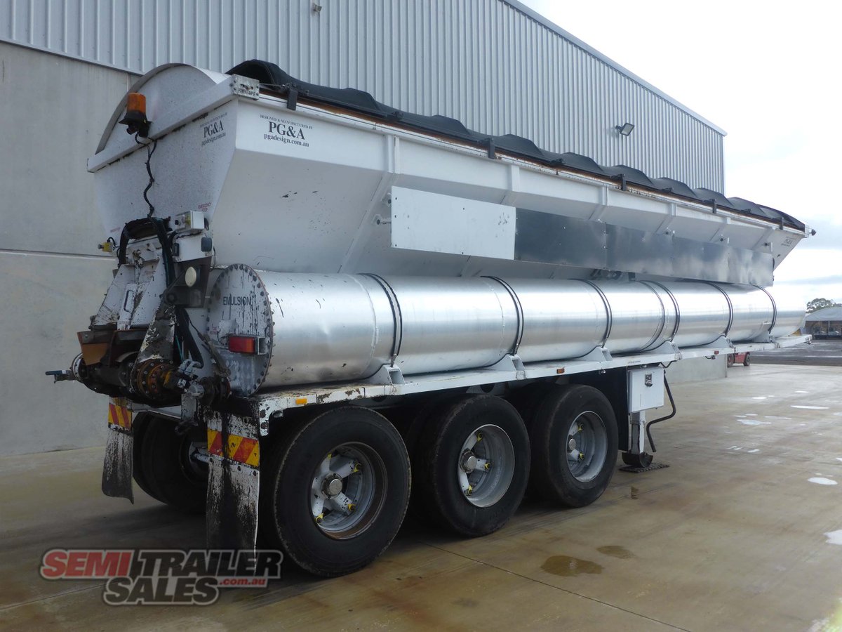 BOOMER WALKING FLOOR TRAILER