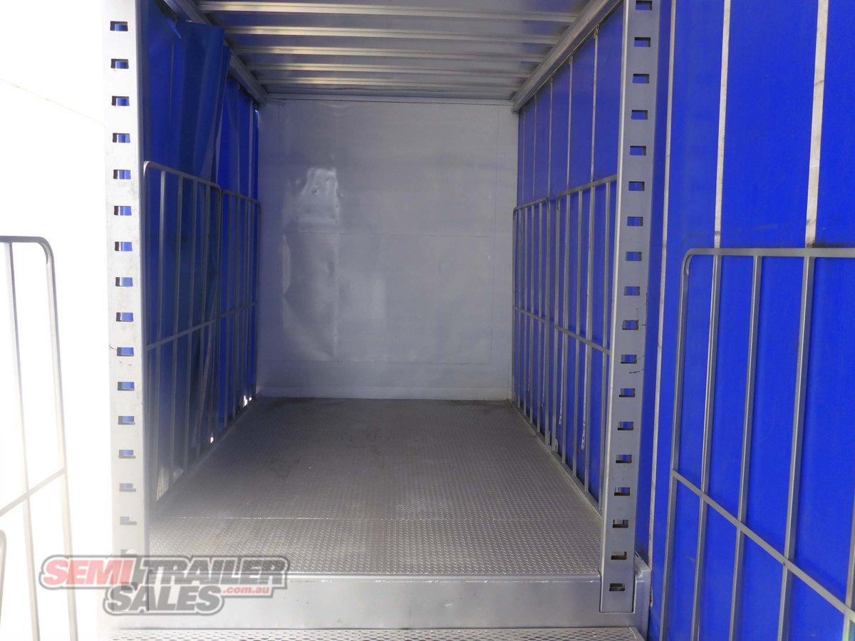 MAXITRANS CURTAINSIDER TRAILER