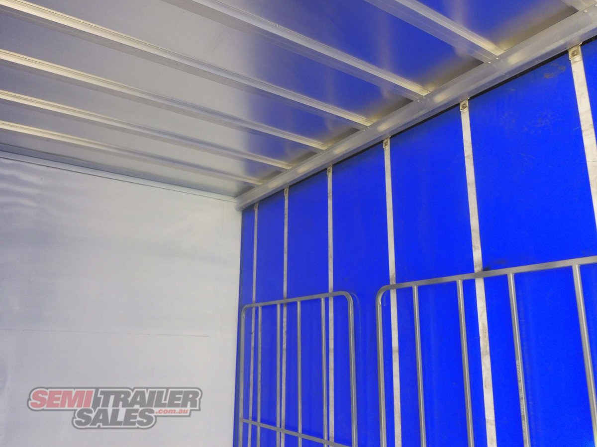 MAXITRANS CURTAINSIDER TRAILER