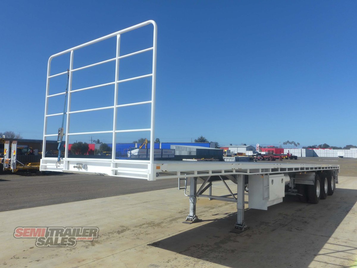 VAWDREY FLAT TOP TRAILER