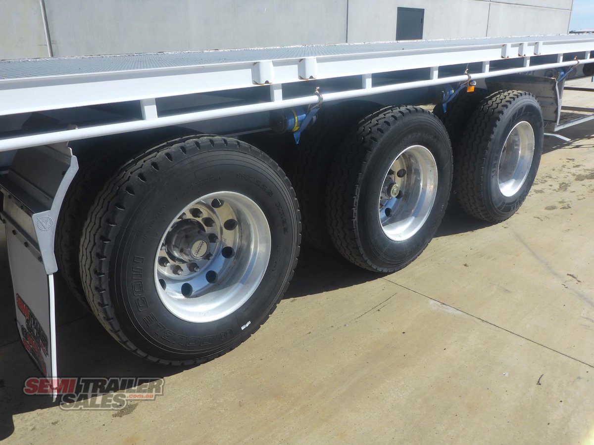 VAWDREY FLAT TOP TRAILER