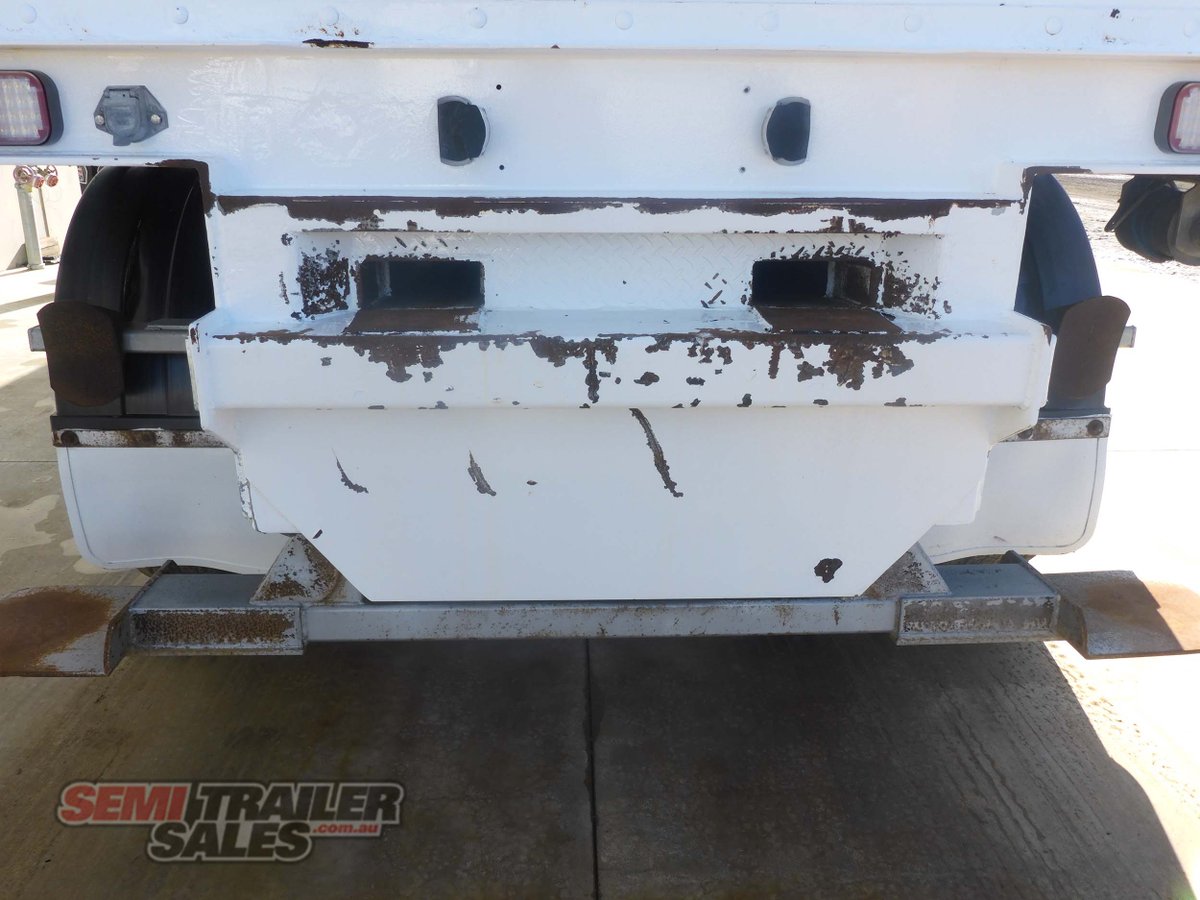 VAWDREY CURTAINSIDER TRAILER