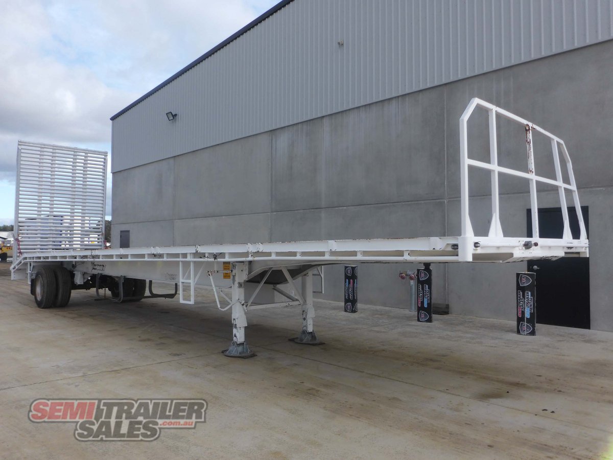 VAWDREY FLAT TOP TRAILER