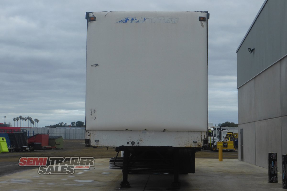 FREIGHTER CURTAINSIDER TRAILER