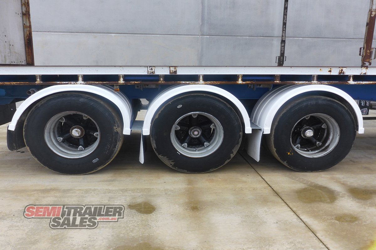 FREIGHTER CURTAINSIDER TRAILER