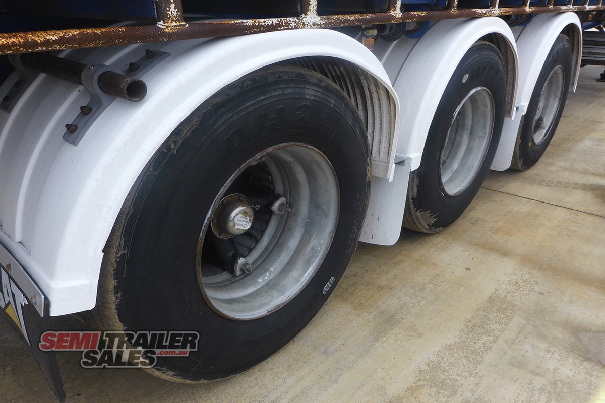 FREIGHTER CURTAINSIDER TRAILER