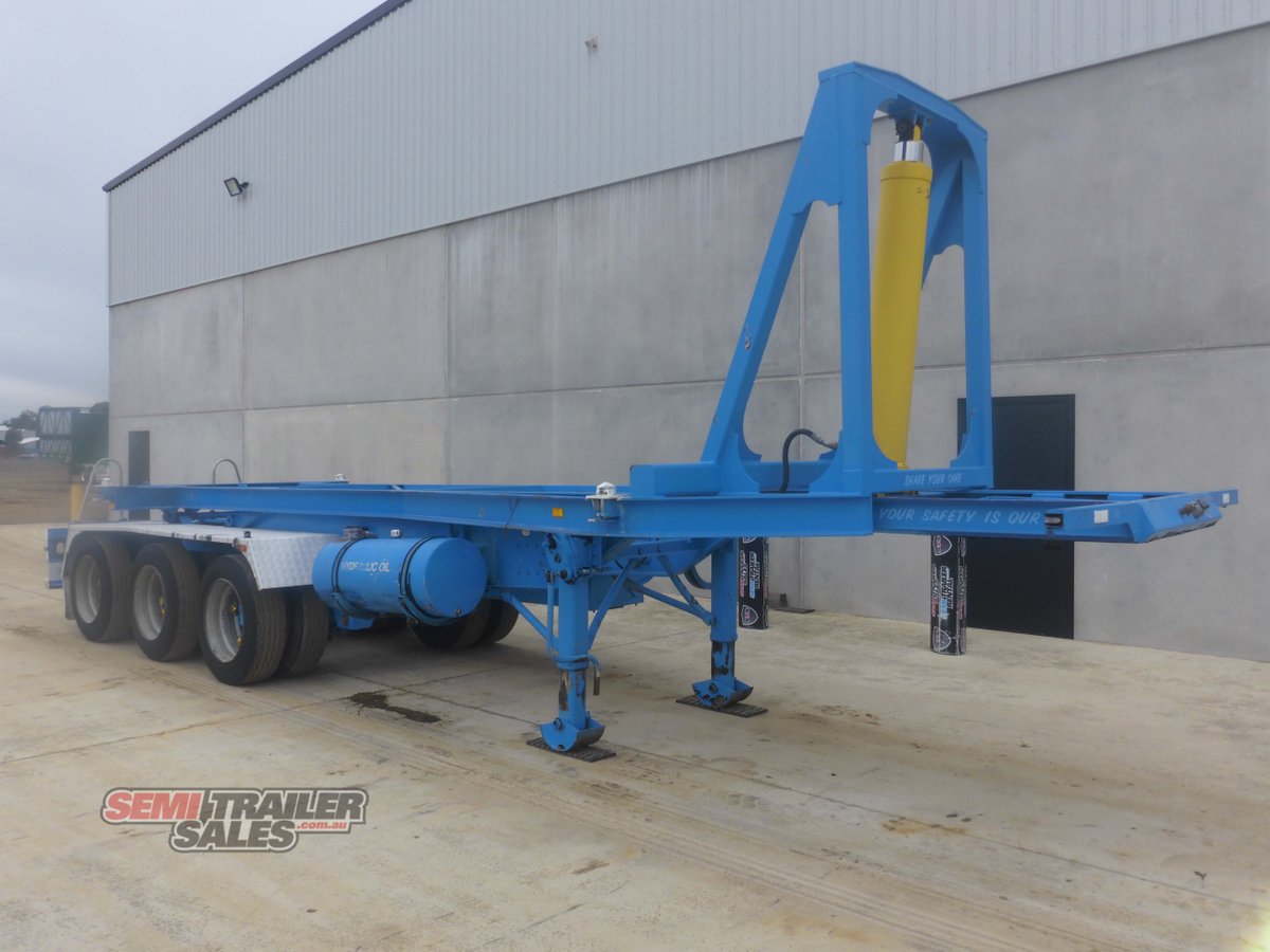 KRUEGER SKEL TRAILER