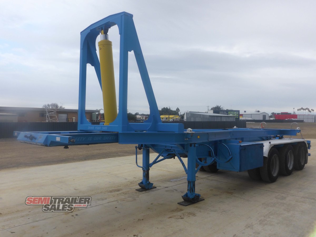 KRUEGER SKEL TRAILER