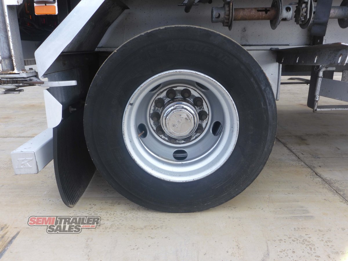 KRUEGER CURTAINSIDER TRAILER