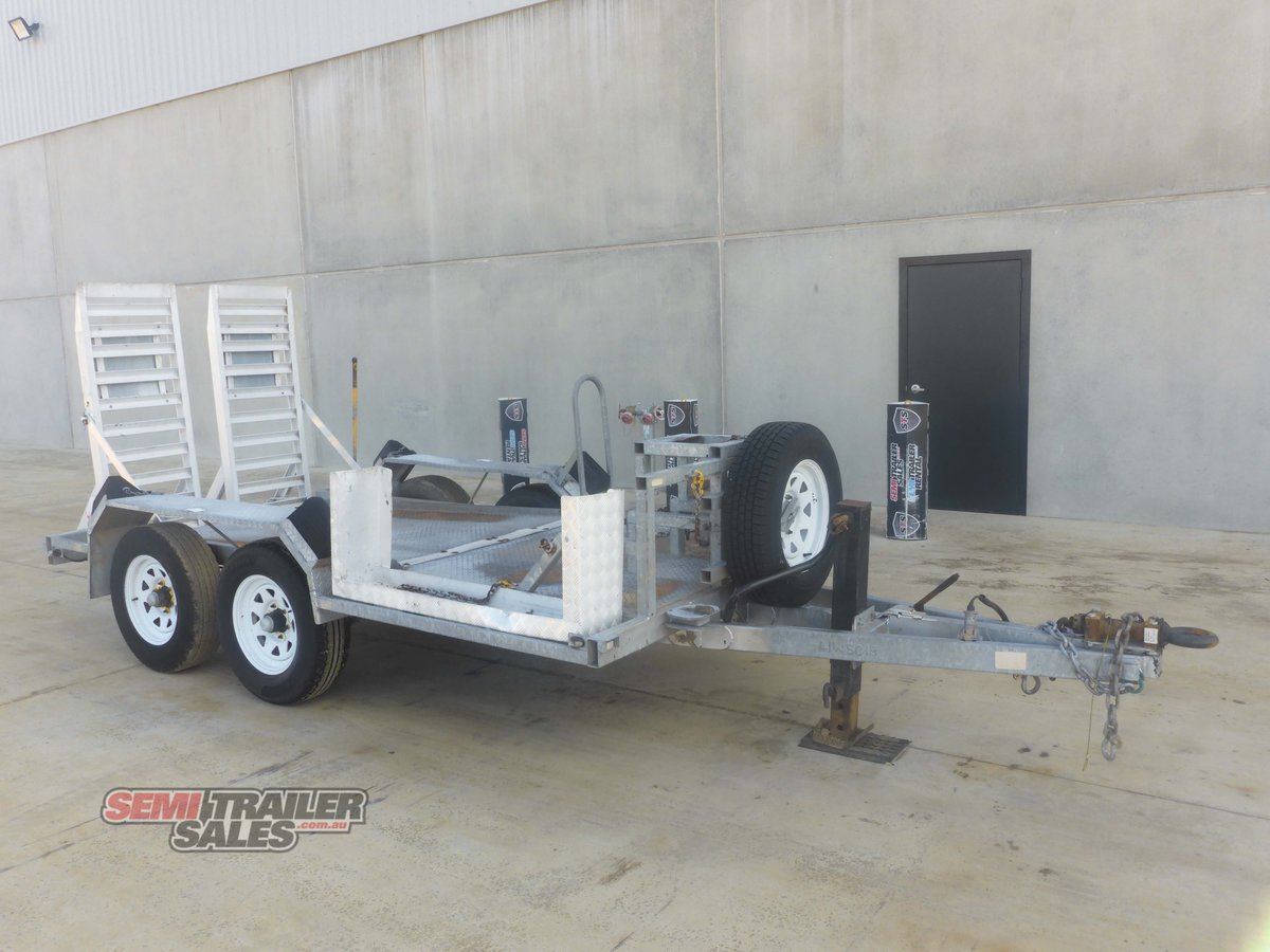 JIMBOOMBA TRAILERS TANDEM AXLE PLANT TRAILER