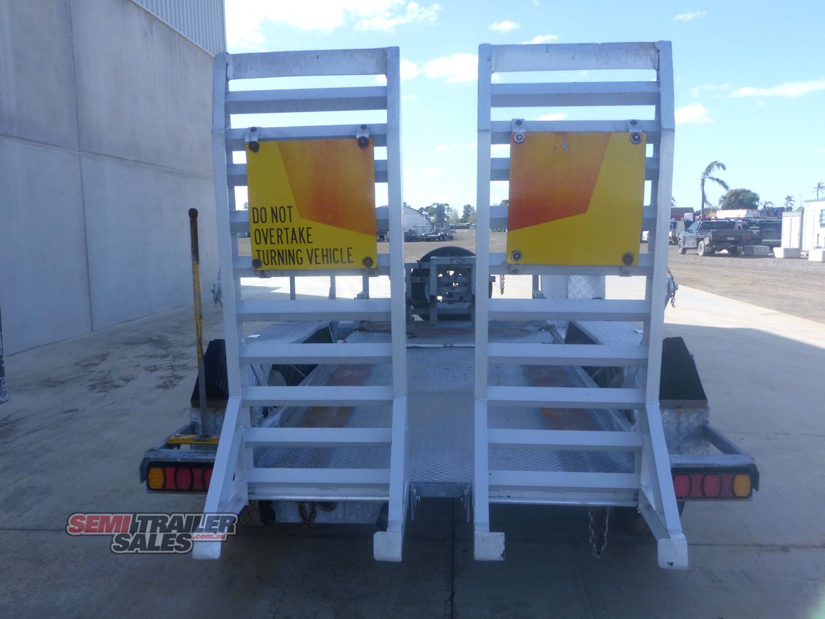JIMBOOMBA TRAILERS TANDEM AXLE PLANT TRAILER