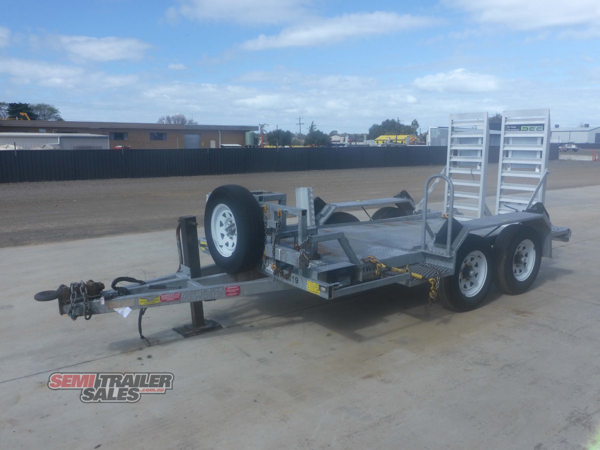 2013 JIMBOOMBA TRAILERS TANDEM AXLE PLANT TRAILER