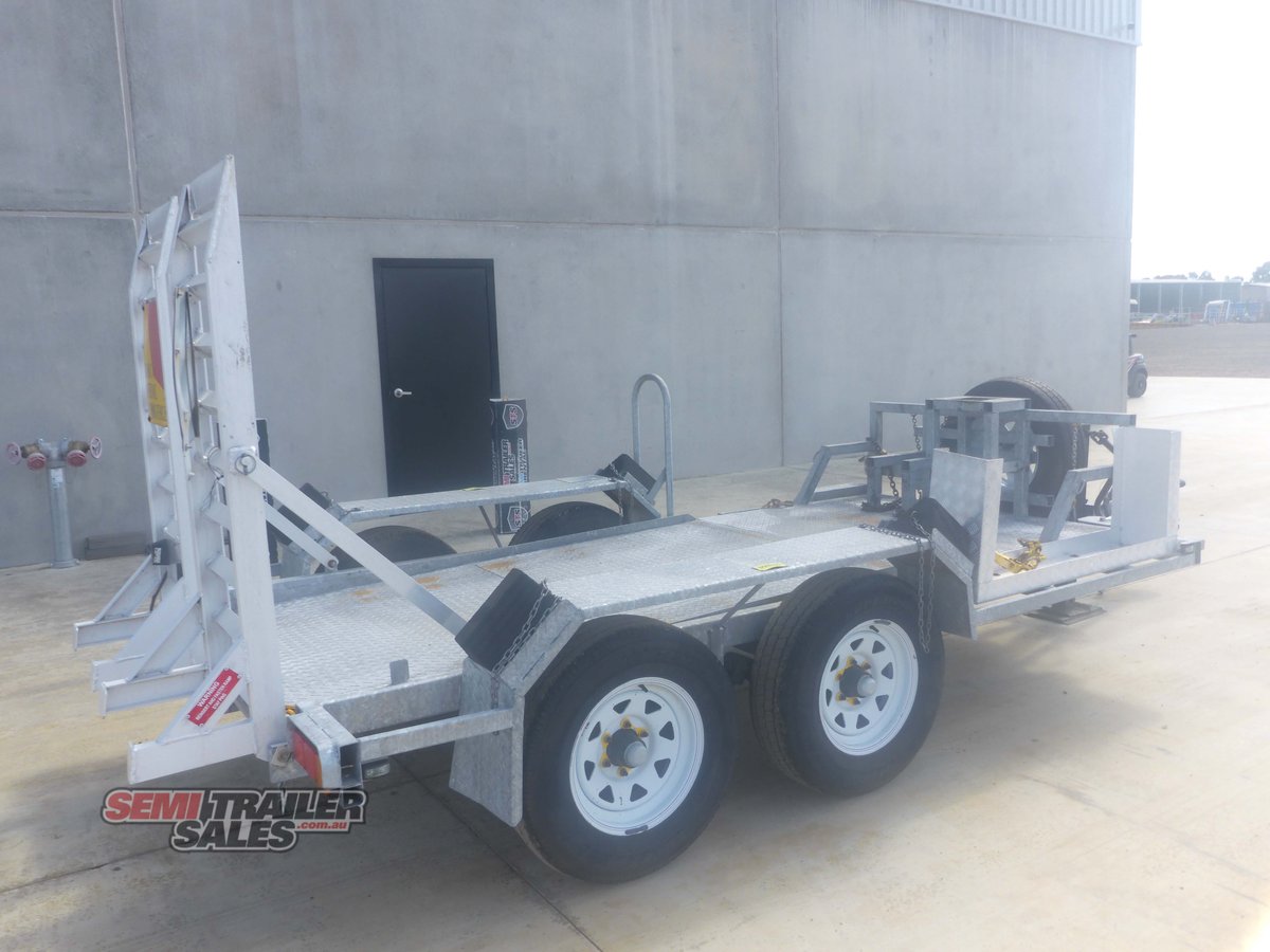 2013 JIMBOOMBA TRAILERS TANDEM AXLE PLANT TRAILER