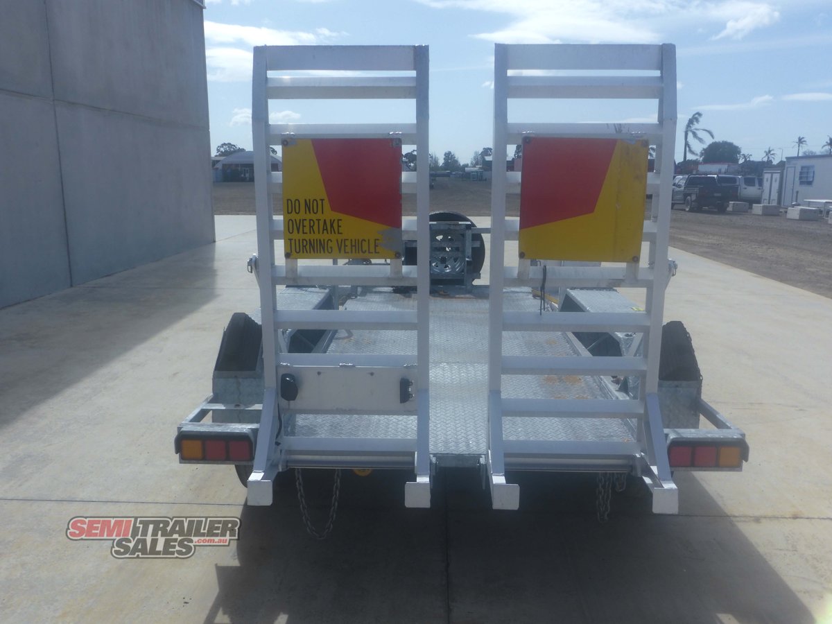 2013 JIMBOOMBA TRAILERS TANDEM AXLE PLANT TRAILER