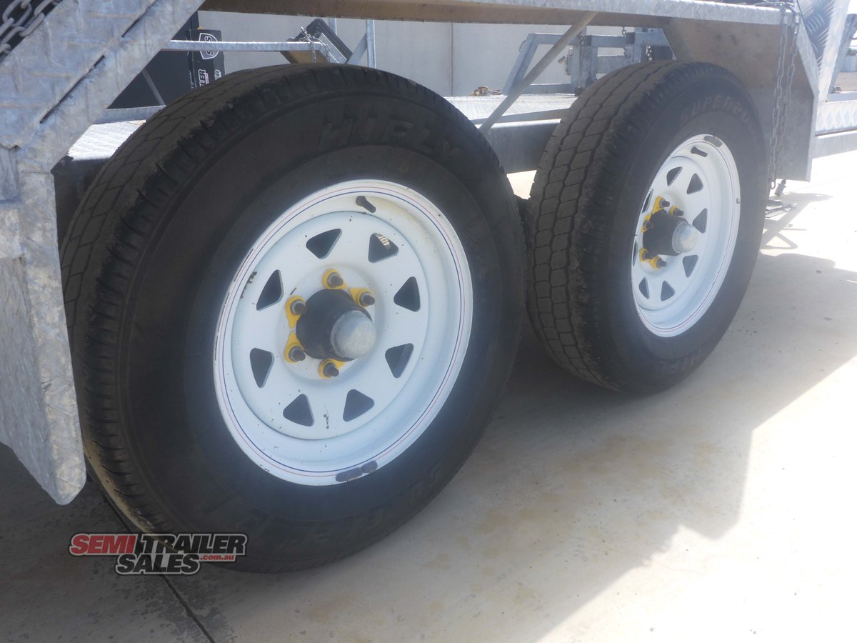 2013 JIMBOOMBA TRAILERS TANDEM AXLE PLANT TRAILER