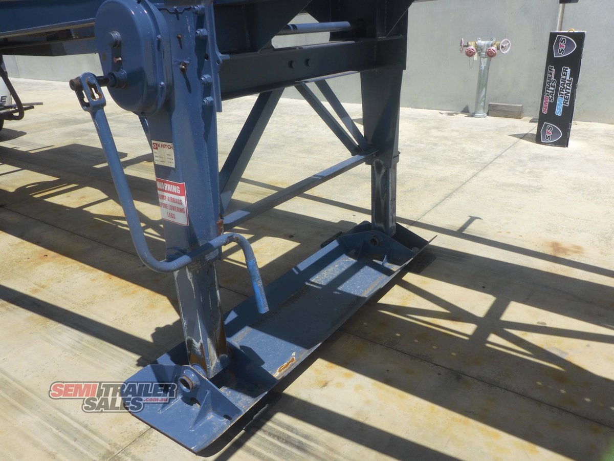 MOORE HOOK LIFT TRAILER