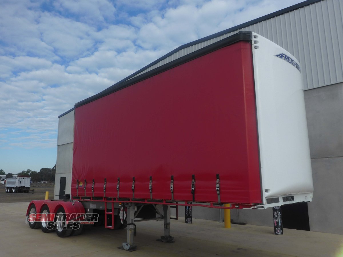 MAXITRANS CURTAINSIDER TRAILER