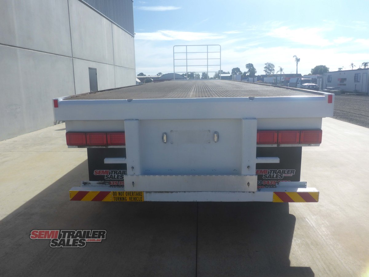 2002 MAXITRANS 22 PALLET FLAT TOP TRAILER - (RENTAL)