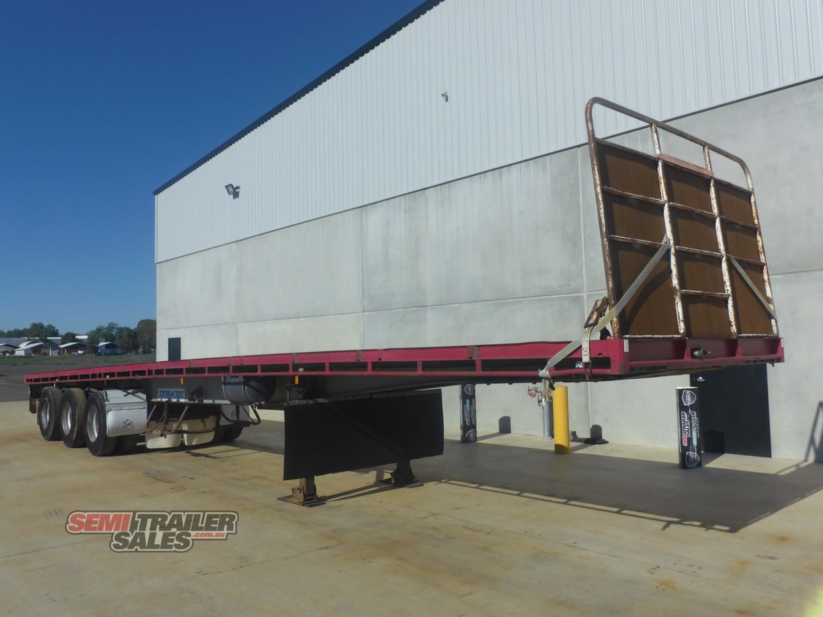 SOUTHERN CROSS FLAT TOP TRAILER