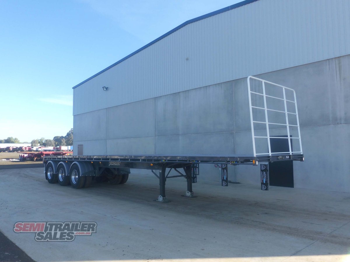 VAWDREY FLAT TOP TRAILER