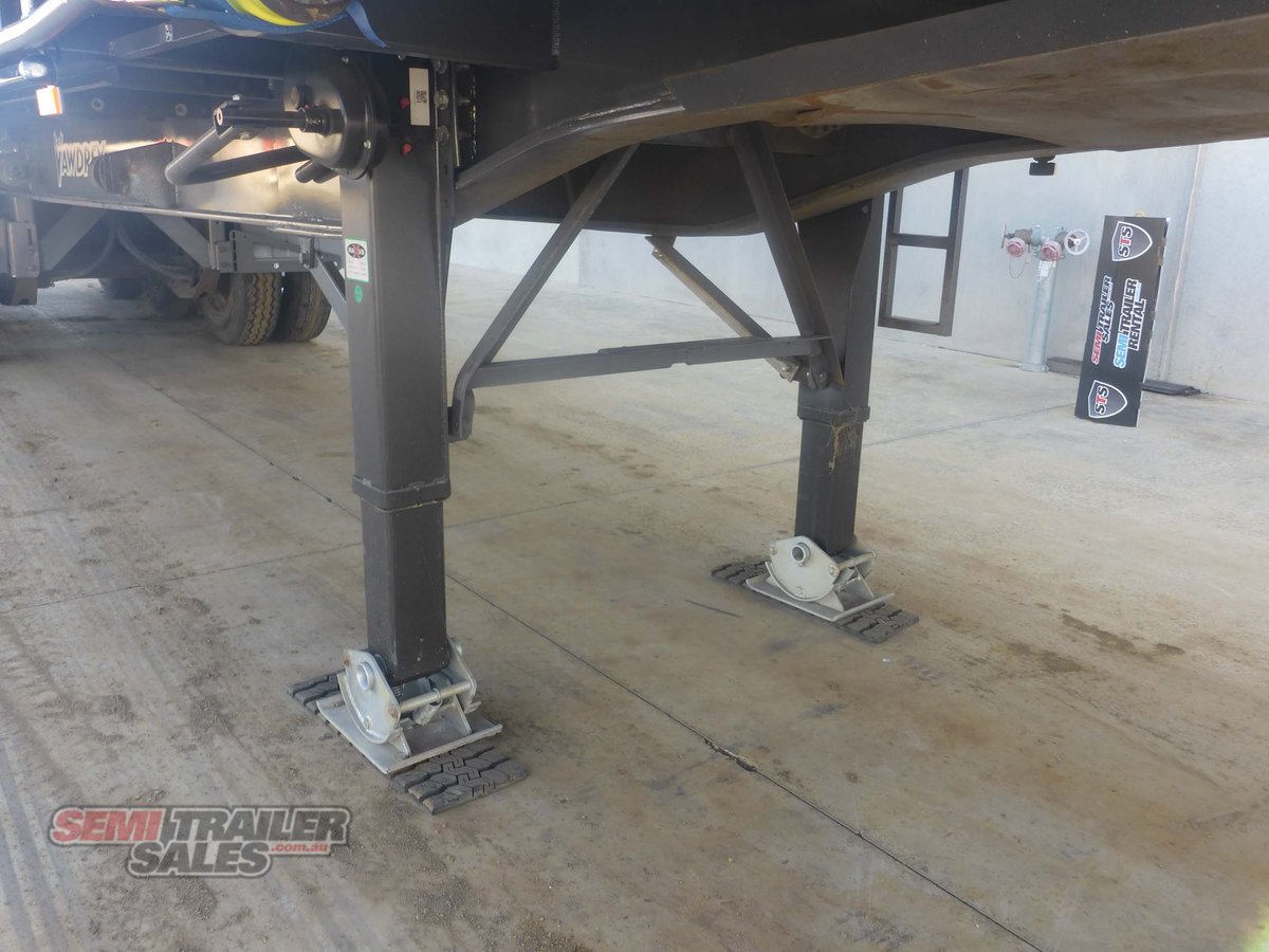 VAWDREY FLAT TOP TRAILER
