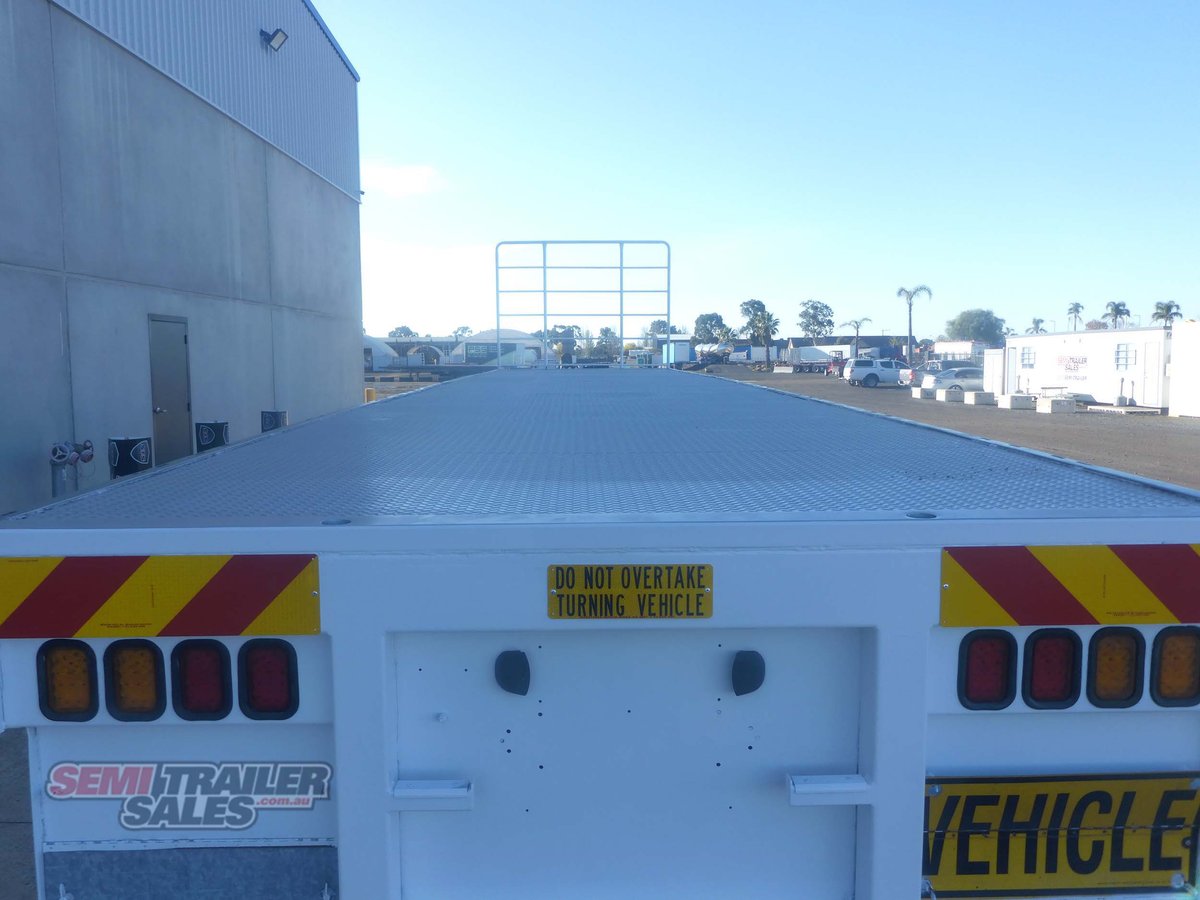 VAWDREY FLAT TOP TRAILER
