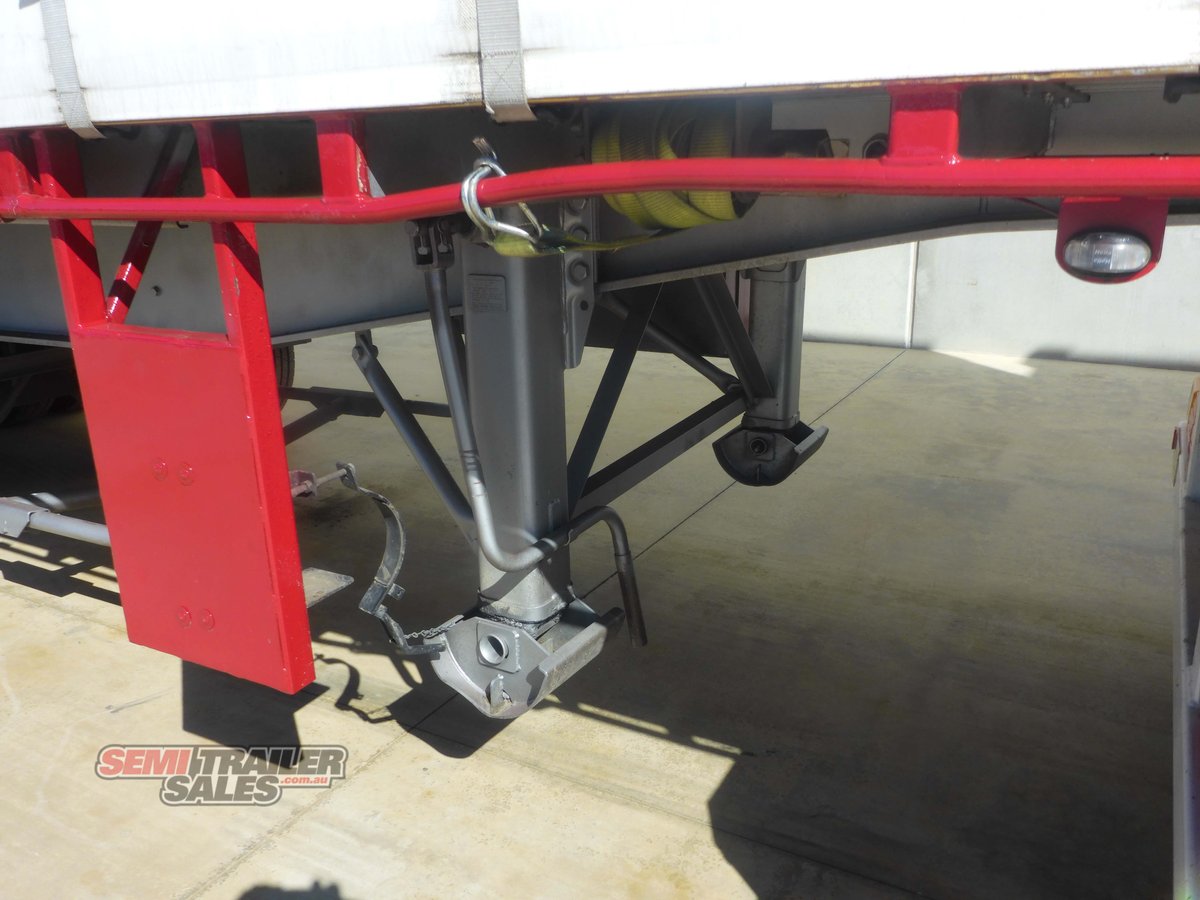 BARKER CURTAINSIDER TRAILER