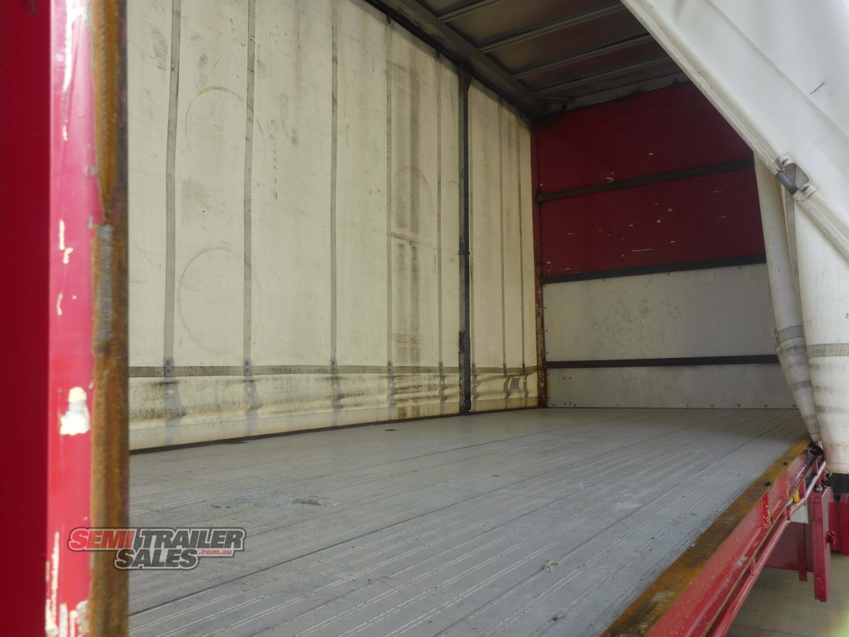 BARKER CURTAINSIDER TRAILER