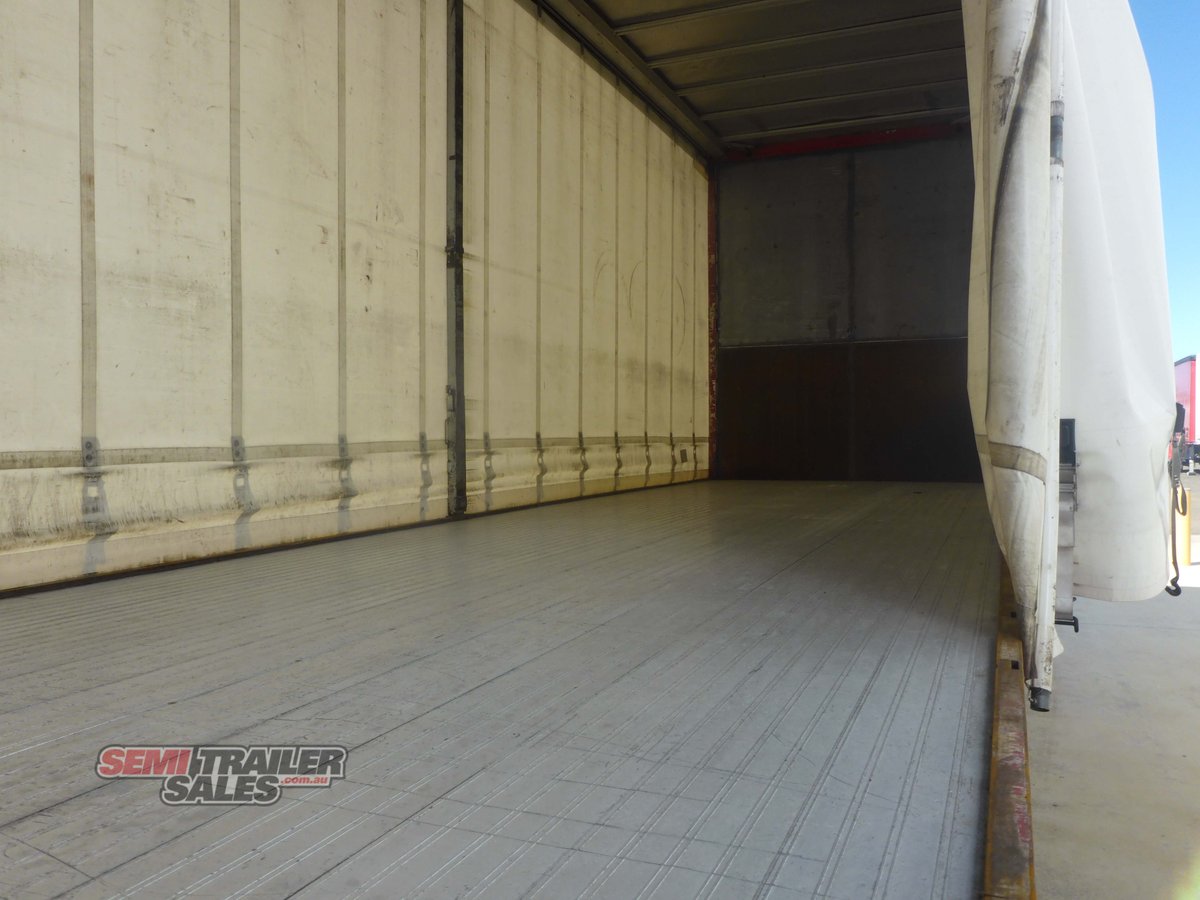 BARKER CURTAINSIDER TRAILER