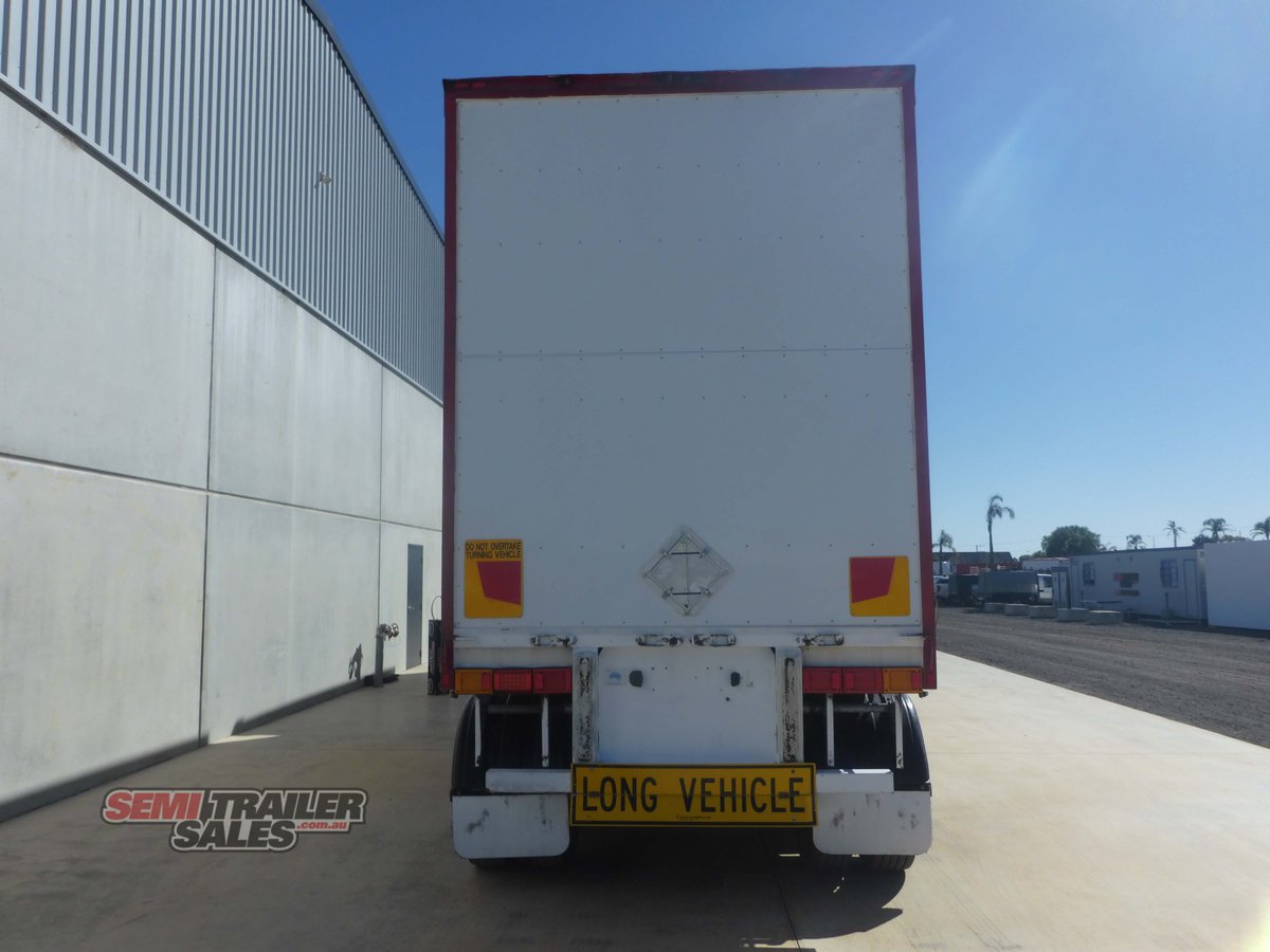 BARKER CURTAINSIDER TRAILER