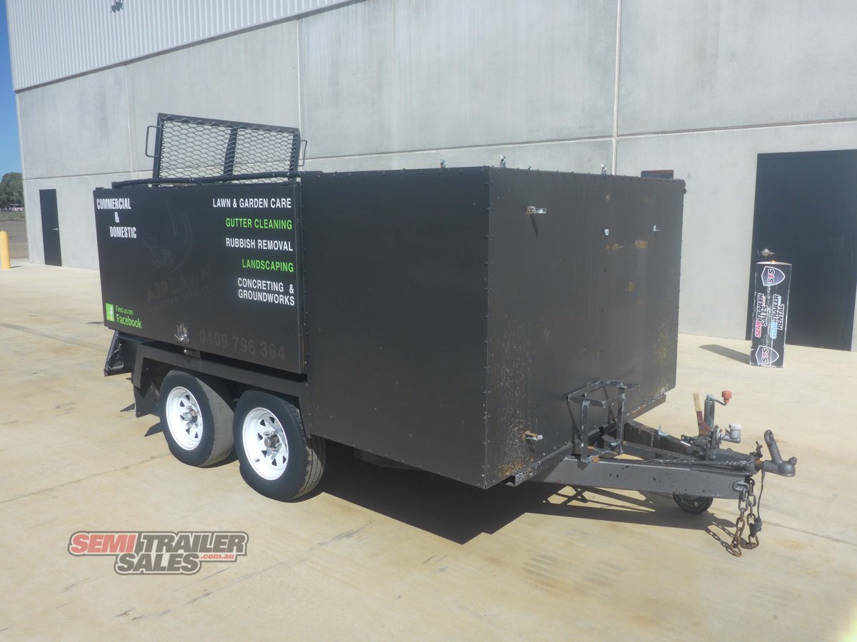 LIVING LANDSCAPE 8 X 6 BOX TANDEM TRAILER WITH RAMPS
