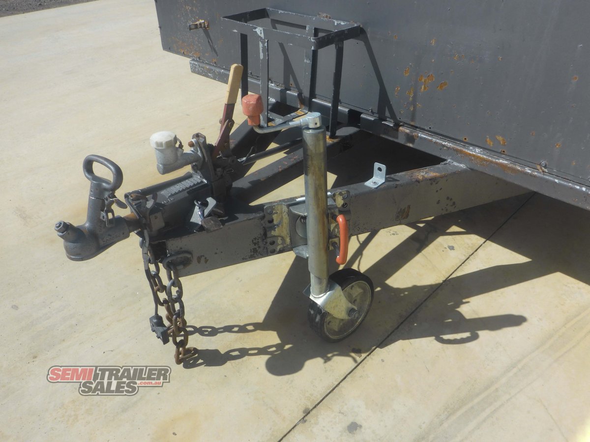 LIVING LANDSCAPE 8 X 6 BOX TANDEM TRAILER WITH RAMPS