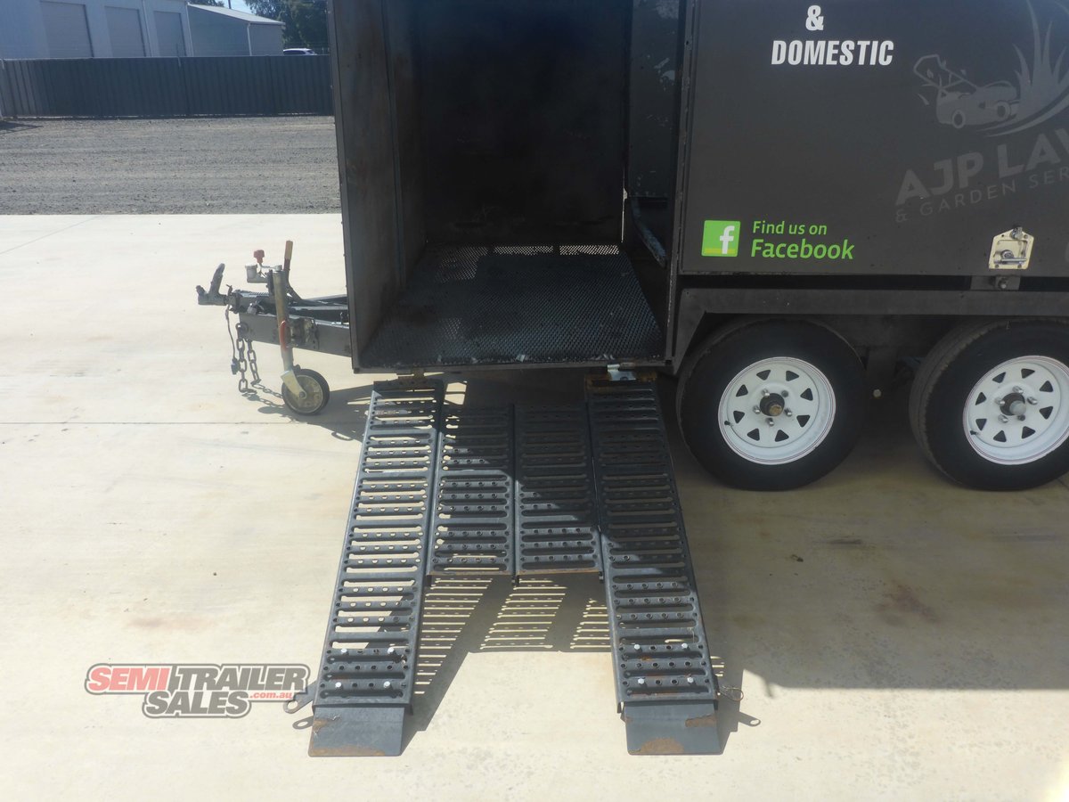 LIVING LANDSCAPE 8 X 6 BOX TANDEM TRAILER WITH RAMPS
