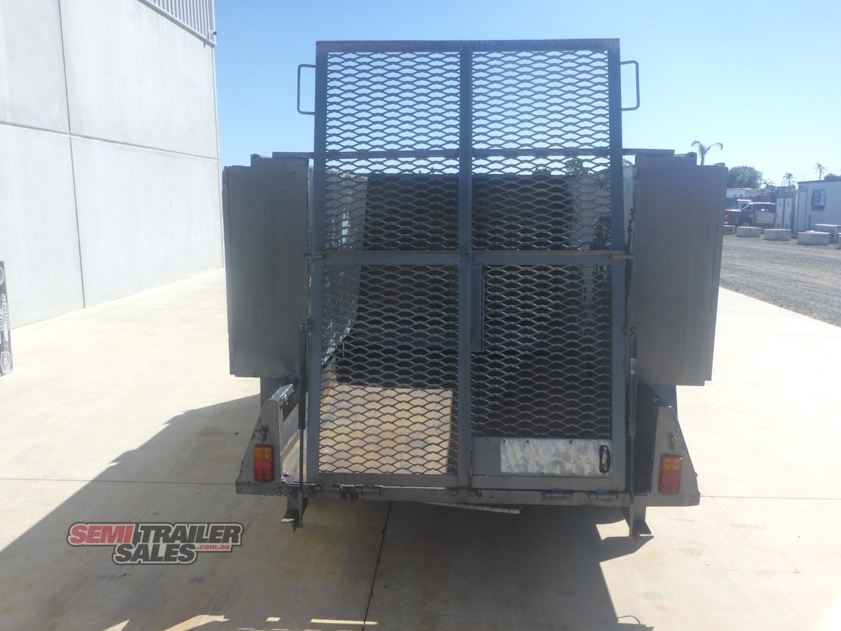 LIVING LANDSCAPE 8 X 6 BOX TANDEM TRAILER WITH RAMPS