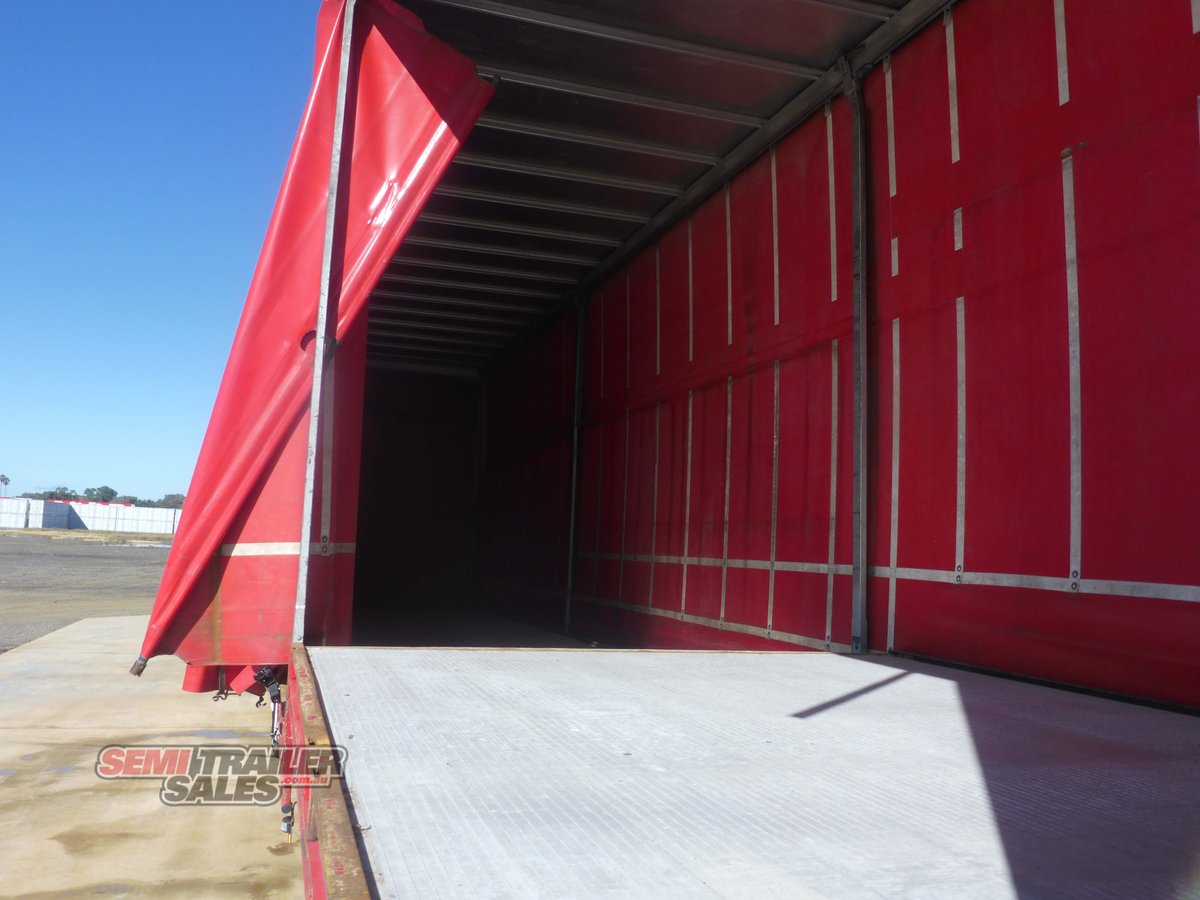 KRUEGER CURTAINSIDER TRAILER