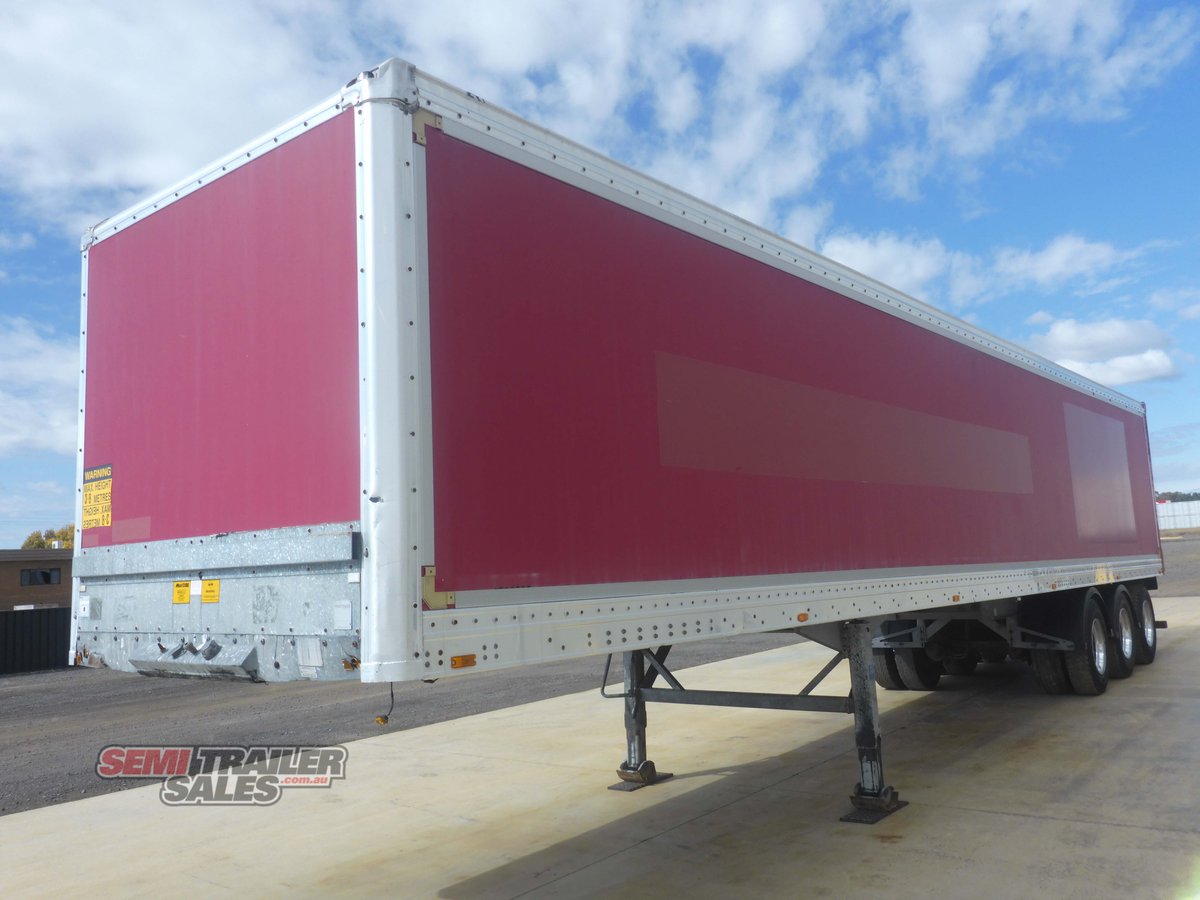 MAXITRANS PANTECH TRAILER