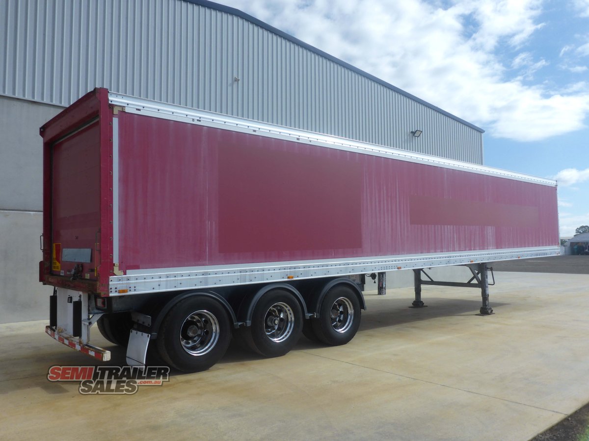 MAXITRANS PANTECH TRAILER