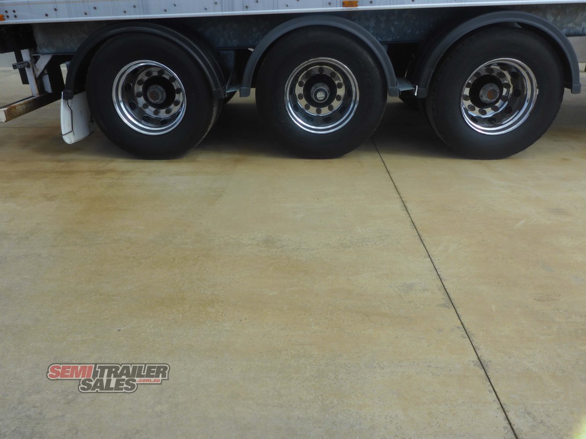 MAXITRANS PANTECH TRAILER