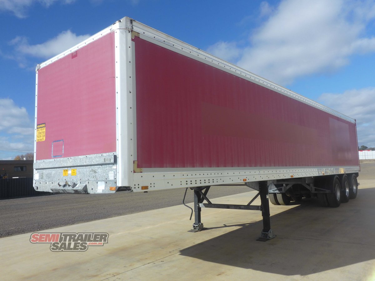 MAXITRANS PANTECH TRAILER