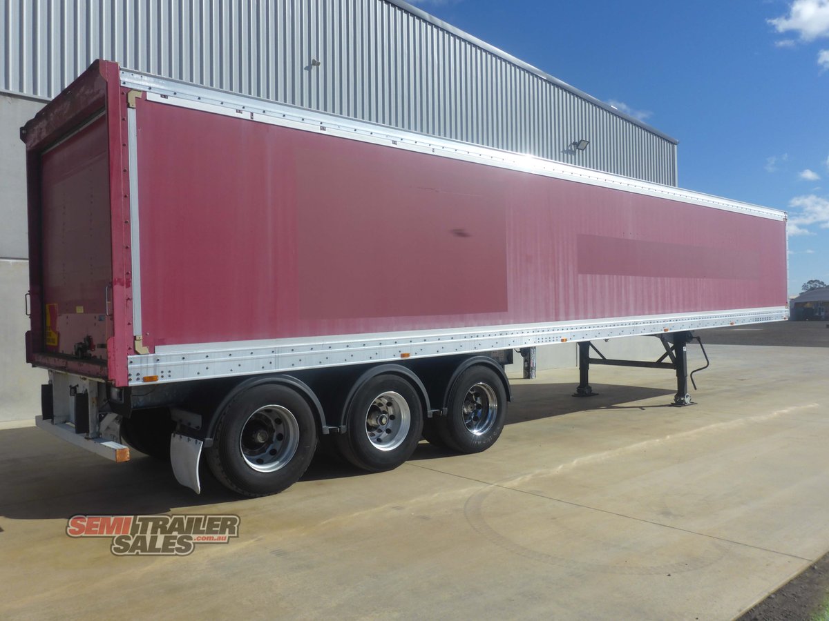 MAXITRANS PANTECH TRAILER