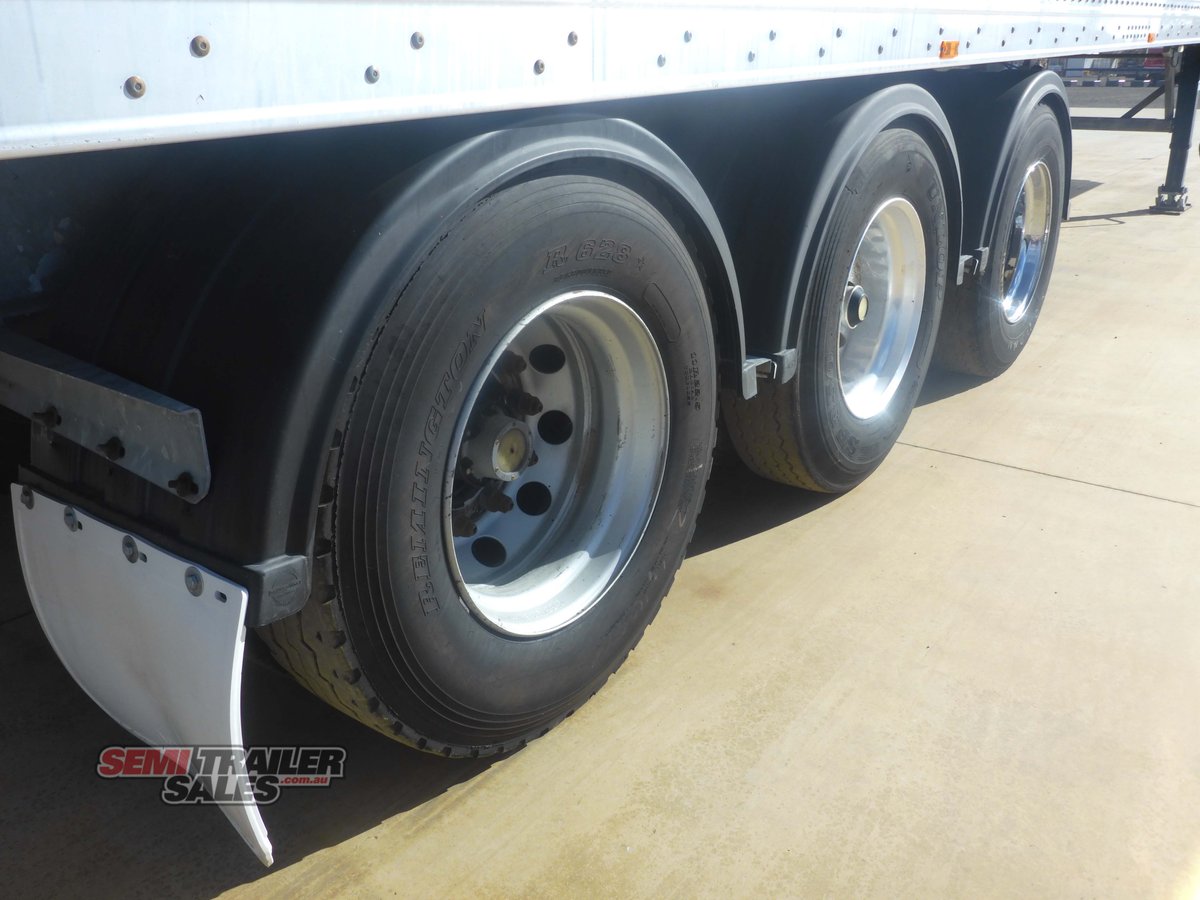 MAXITRANS PANTECH TRAILER