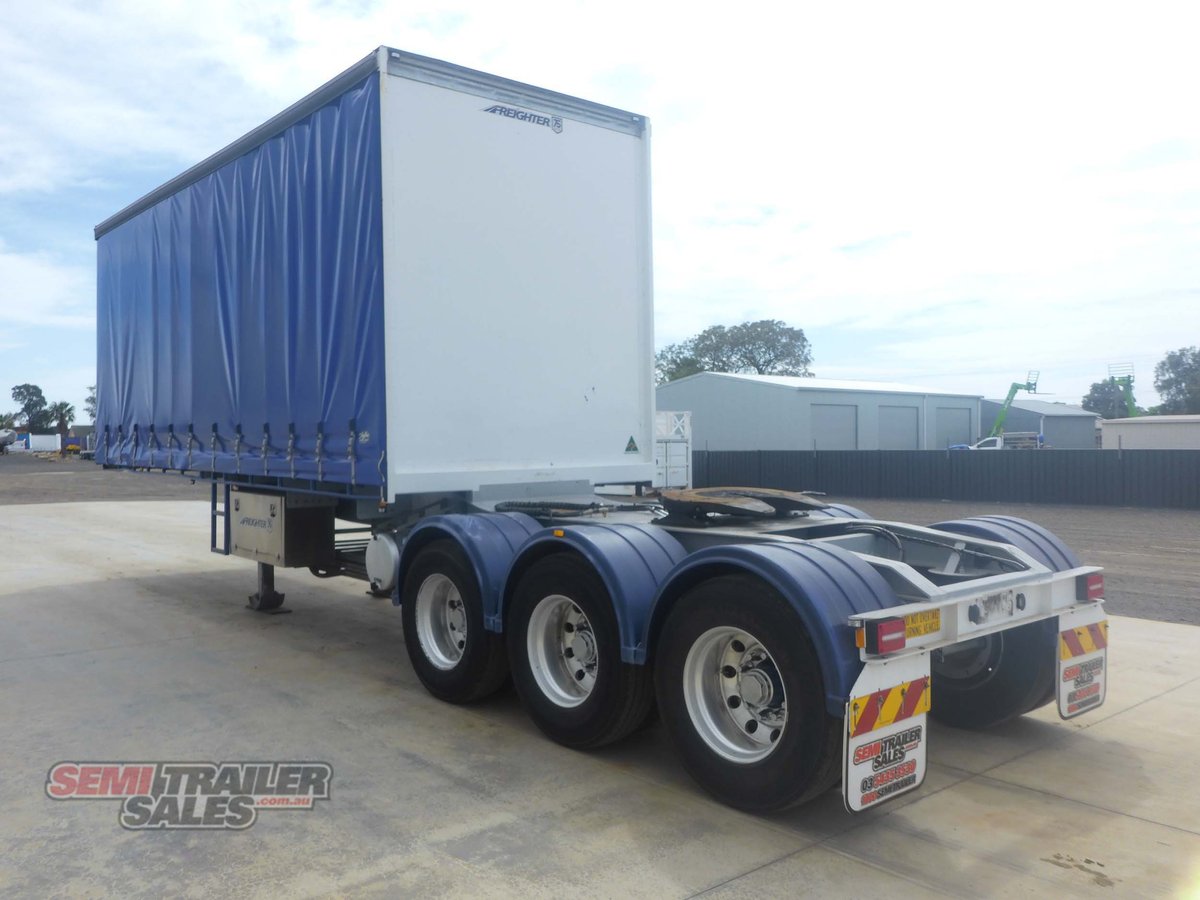 MAXITRANS CURTAINSIDER TRAILER