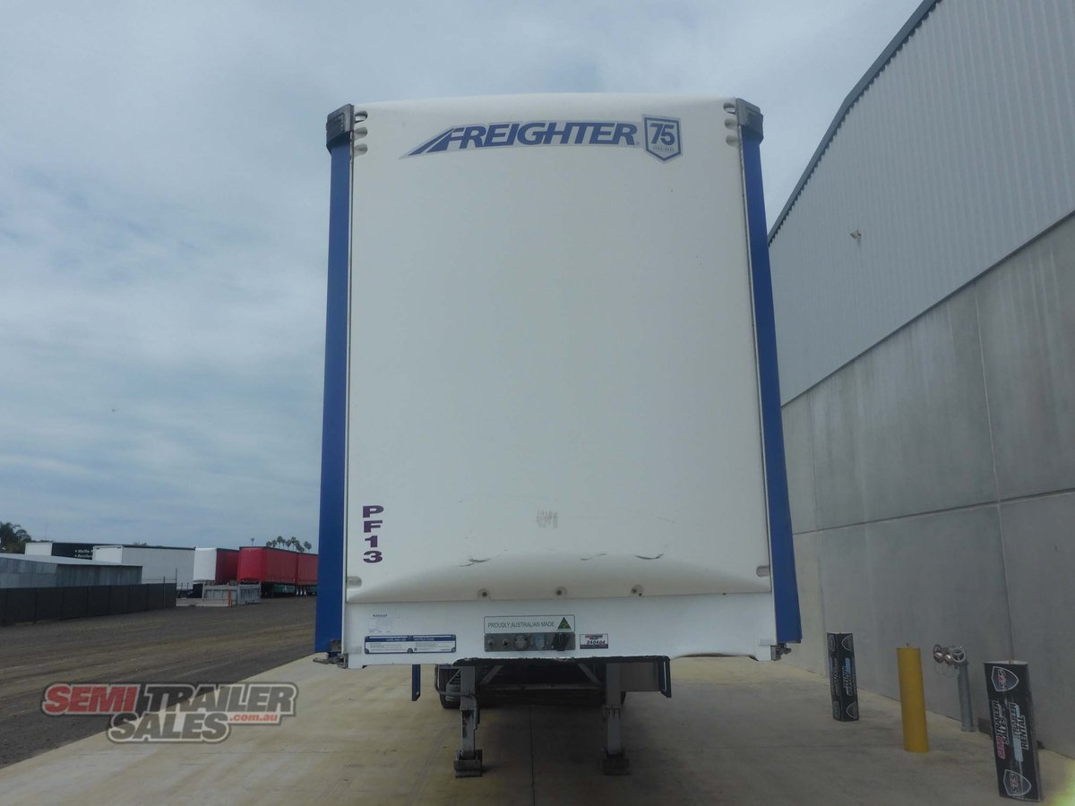 MAXITRANS CURTAINSIDER TRAILER